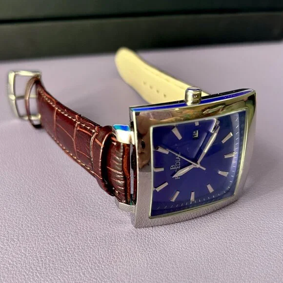 Japanese PureDial Square Legacy in Sapphire Blue and Silver with Leather Strap - Picture 13 of 15